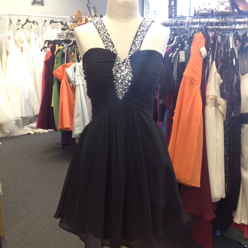 Open-cut Homecoming dress
